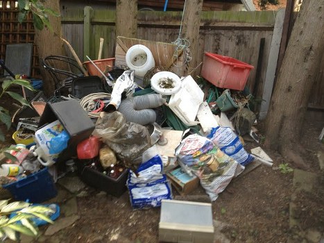 Professional house clearing process